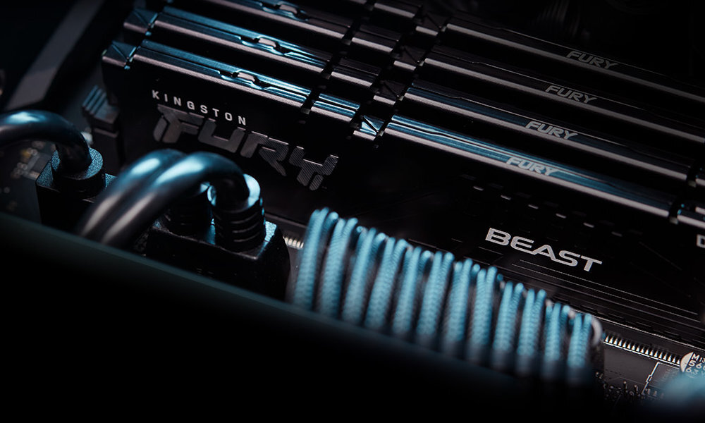 RAM KINGSTON Fury Beast 32GB 5200MHz bok