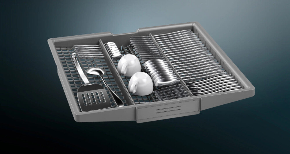 ZMYWARKA SIEMENS SN63EX03ME Zdjęcie prezentuje szufladę na sztućce i drobne akcesoria, starannie ułożone w osobnych segmentach. Konstrukcja zapewnia maksymalne wykorzystanie przestrzeni i porządek vario3 szuflada na sztućce dodatkowa przestrzeń elastyczny załadunek organizacja naczyń