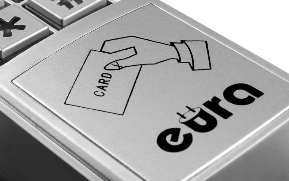 Zamek szyfrowy EURA AC-30C7 4-cyfrowe kody dostepu breloki zblizeniowe 4 w zestawie