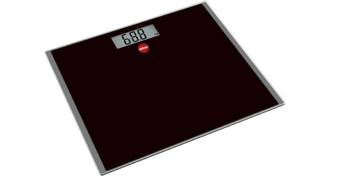 Waga ELDOM GWO250C Weighty wlacze i wylacza sie automatycznie uzytkowanie