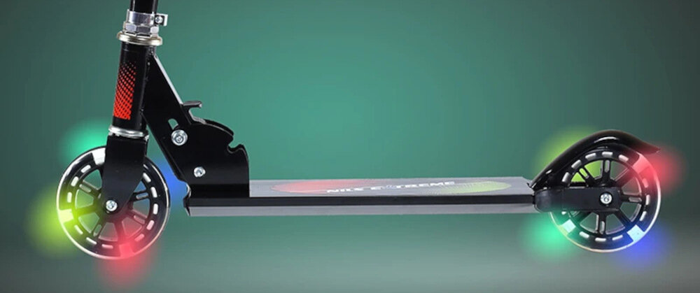 Hulajnoga dla dzieci NILS EXTREME HL776 Czarny kola kauczukowe amortyzuja drgania lozyska ABEC-7 odporne na uszkodzenia podswietlenie LED lepsza widocznosc bezpieczna zabawa