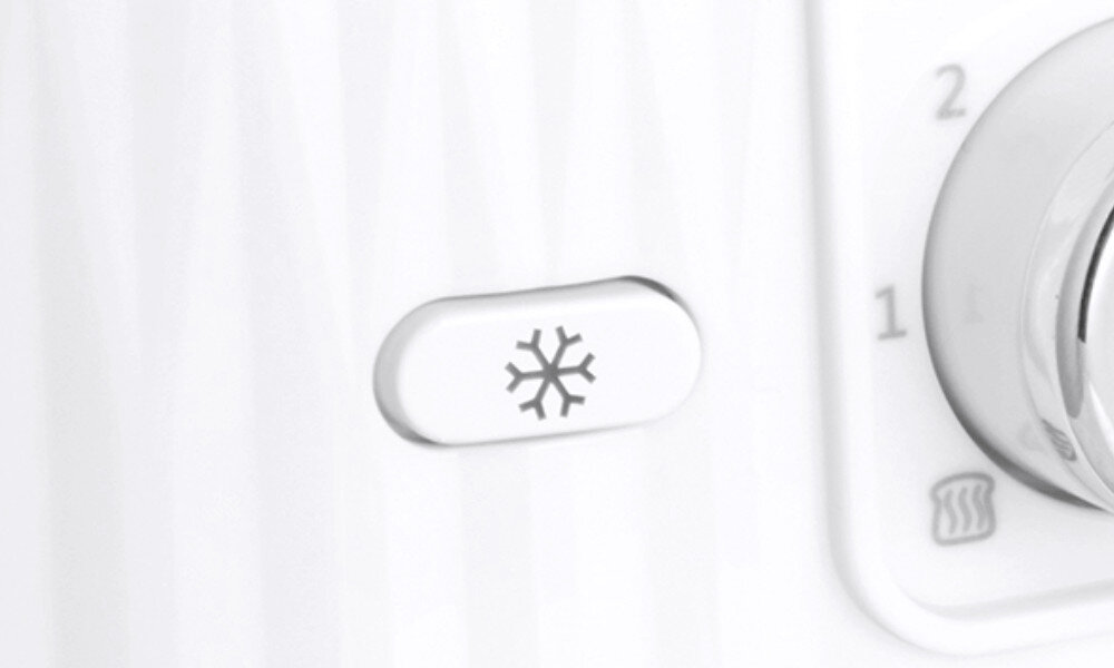 Toster RUSSELL HOBBS Eden 27370-5 Dodatkowe funkcje opiekać zamrożone pieczywo odgrzewać wystygłe tosty przerwać opiekanie