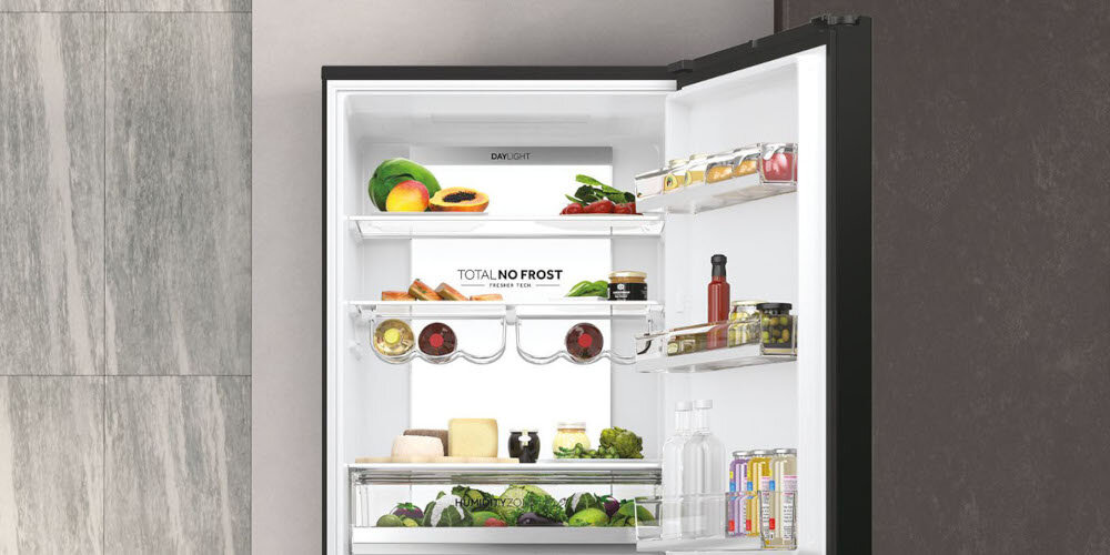 LODÓWKA HAIER HTW7720ENPT 3D,BLACK Balkoniki na drzwiach  dodatkowe miejsce butelki puszki napoje