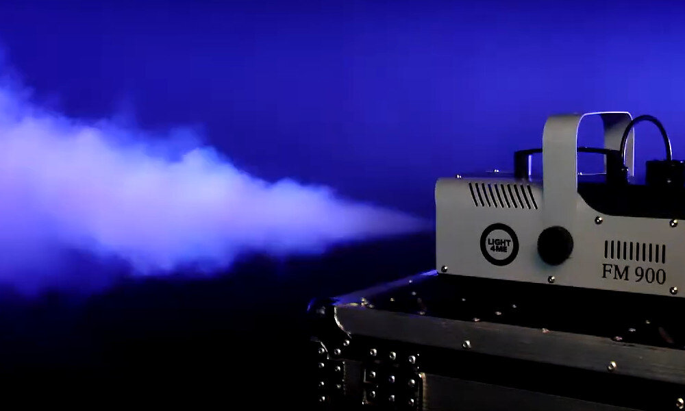 Wytwornica dymu LIGHT4ME FM 900 zastosowanie funkcje działanie opis