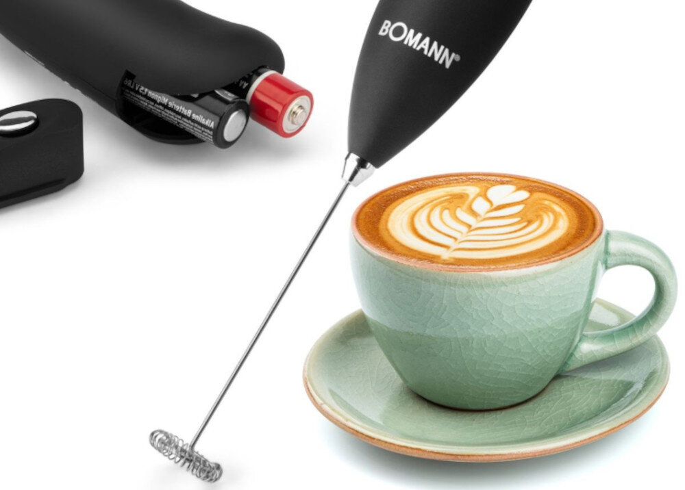 Spieniacz BOMANN MS 344 CB wygląd design tło wizualizacja Kremowa pianka w domu