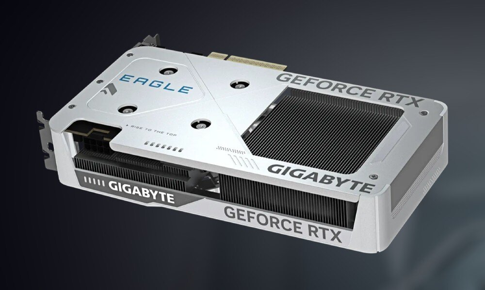Karta graficzna GIGABYTE GeForce RTX 5060 Eagle Ice OC 8GB Karta graficzna widoczna od strony płyty osłaniającej, eksponująca szarą powierzchnię z geometrycznymi liniami, śruby montażowe oraz otwór chłodzący po prawej stronie, architektura, układ graficzny, rdzenie CUDA, technologia