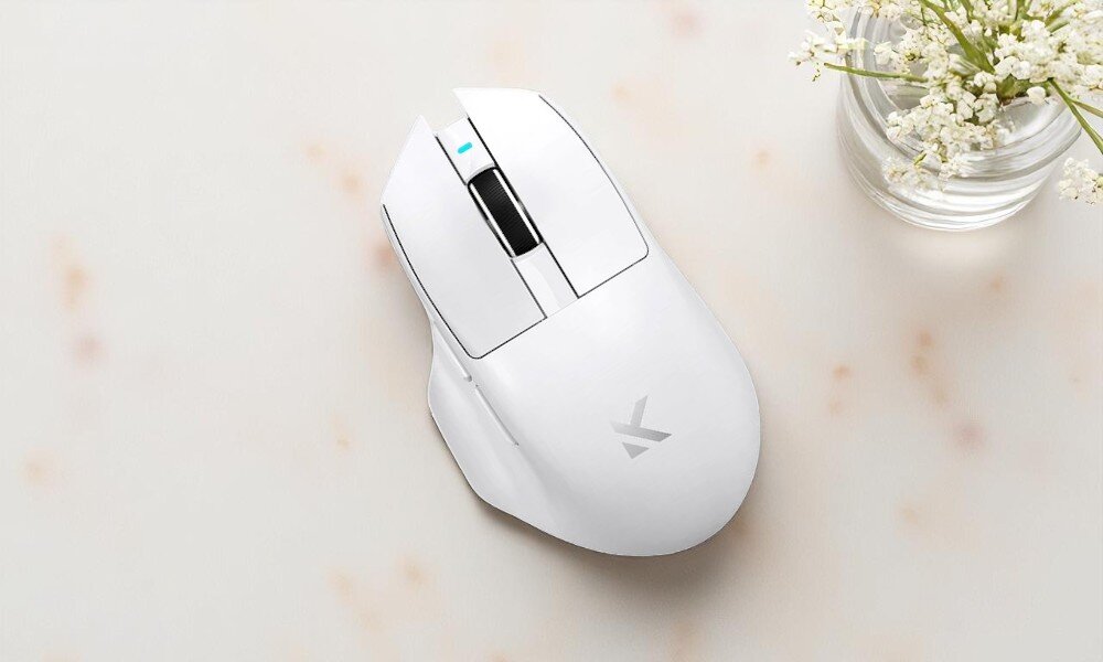 MCHOSE G7 Odłączany kabel USB-C trybie przewodowym, jednocześnie ładując mysz Solidny przewód wysokiej jakości - myszka od góry