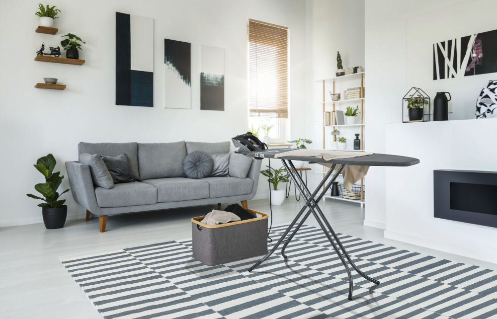 Deska do prasowania LEIFHEIT Classic M Black w kazdym domu niewielkie wymiary solidna konstrukcja uniwersalna kolorystyka stylowy design funkcjonalność estetyka 