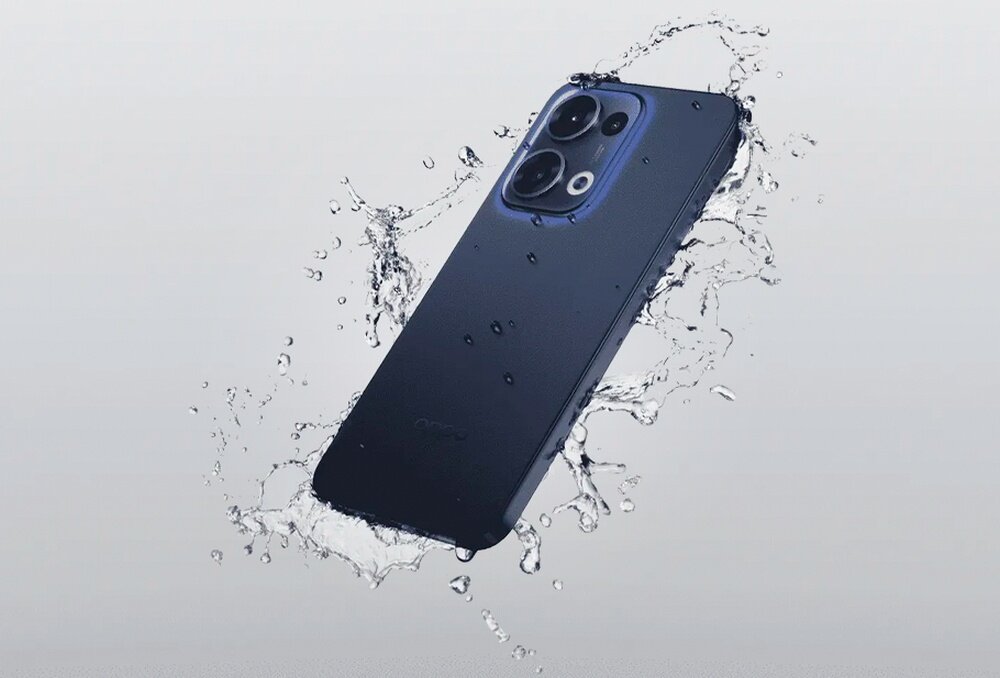 Smartfon OPPO Reno 13 5G w wodzie  