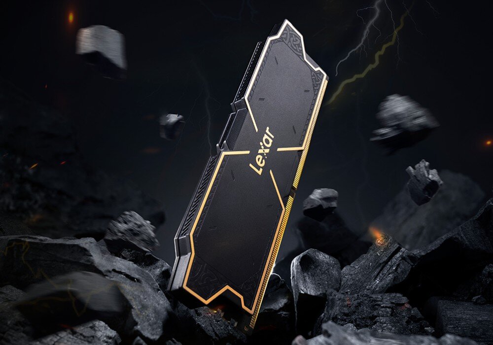 Komputer MAD DOG STELLAR-A02DB32 Dwa moduły pamięci RAM zamontowane na płycie głównej komputera, pamięć RAM, taktowanie, opóźnienia, profile Intel XMP, AMD EXPO