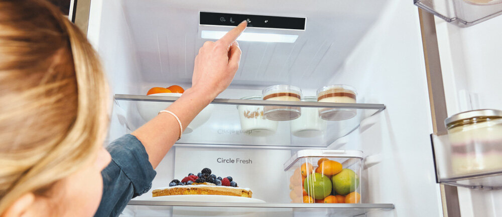 LODÓWKA CANDY CNCQ2T620EW panel sterowanie dotykowy zarządzanie ustawienia