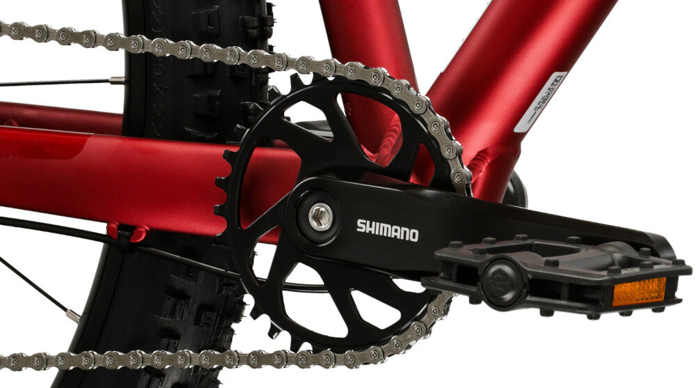 Rower górski MTB INDIANA X-Pulser 3.9 M20 29 cali męski Rubinowo-czarny zbliżenie na korbę solidny i wszechstronny napęd korba SHIMANO SHIMANO CUES U4000 kaseta SHIMANO CUES CS-LG-00 zakres przełożeń 11–46T system 10x1 zmniejsza liczbę elementów podatnych na regulację i zużycie zmiana biegów jest bardziej intuicyjna i płynna