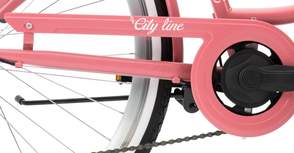 Rower miejski INDIANA Moena S7B 28 cali damski Antyczny-różowy zbliżenie na osłonę łańcucha osłona łańcucha ochronę przed brudem długa żywotność łańcucha bezpieczeństwo użytkowania błotniki ochrona przed zachlapaniem i brudem zapobiegają przenoszeniu brudu z koła