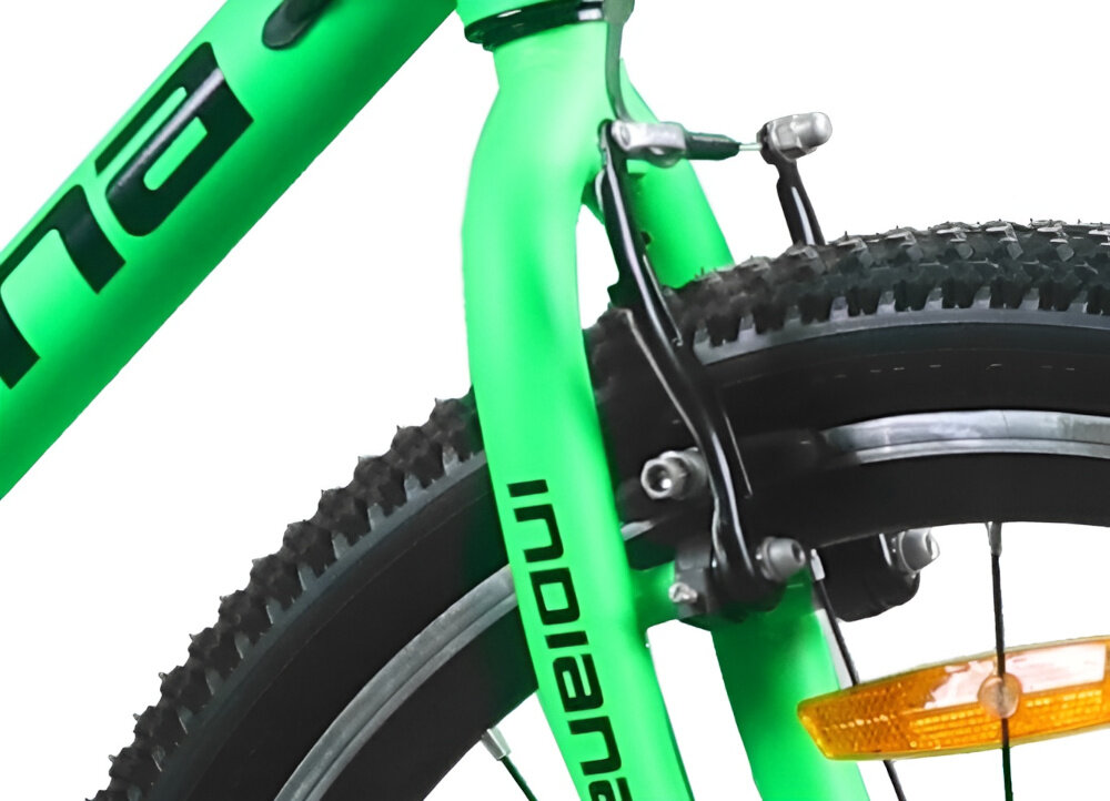 Rower młodzieżowy INDIANA Falcon 24 cale dla chłopca Zielony zbliżenie na przedni hamulec podstawa bezpieczeństwa stalowe hamulce typu V-Brake marki Ciclosport sprawne i przewidywalne zatrzymywanie roweru konstrukcja oparta na długich ramionach dziecko może szybciej zmniejszyć prędkość i łatwiej kontrolować rower odporność na odkształcenia i dobrze znoszą codzienne użytkowanie
