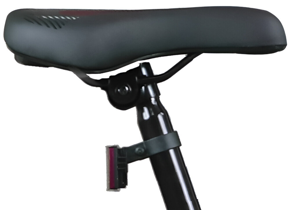 Rower młodzieżowy INDIANA Falcon 24 cale dla chłopca Zielony siodełko widoczne z boku na białym tle miękkie siodełko typu junior marki INDIANA profilowana konstrukcja dopasowuje się do pozycji dziecka miękkie wypełnienie zmniejsza odczuwanie drgań sprzyja swobodnej jeździe