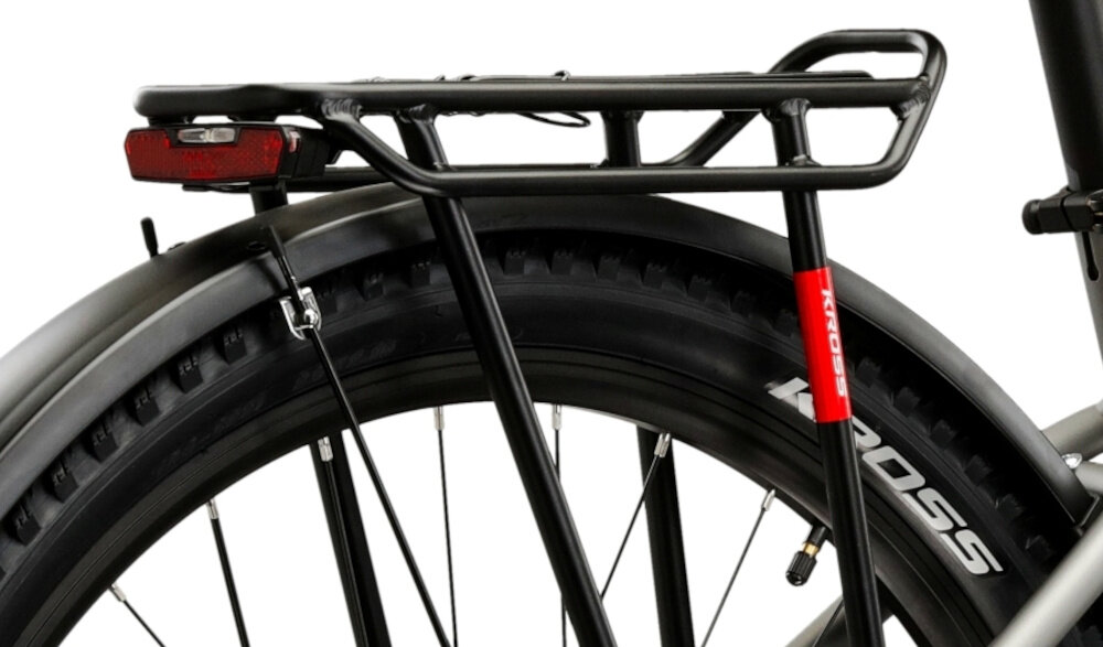 Rower górski MTB KROSS XPRT SUV M20 29 cali męski Srebrno-szampański zbliżenie na bagażnik widok z boku białe tło bagażnik wygodne przewożenie dodatkowego ekwipunku stabilna konstrukcja