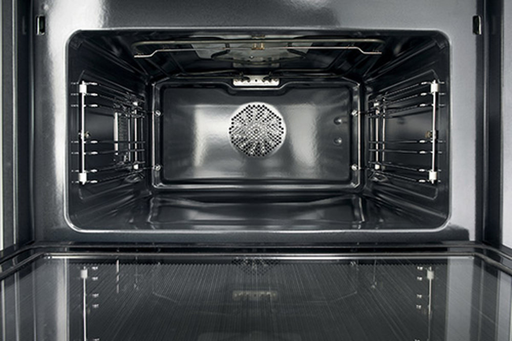 Kuchenka mikofalowa GORENJE BM171E2XG - Gładkie drzwi