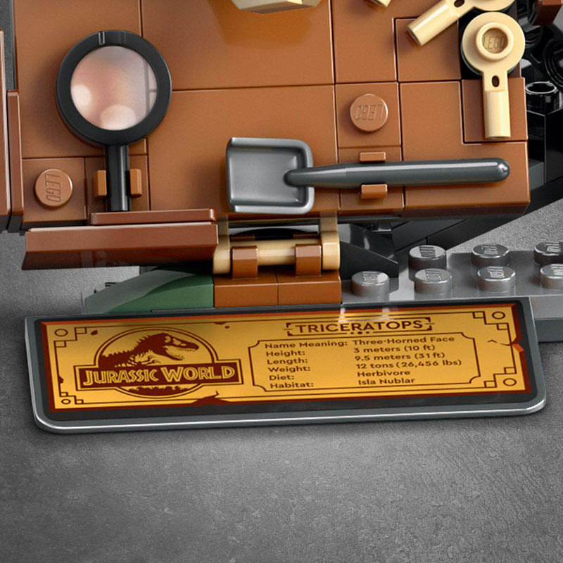 Płytka z informacjami