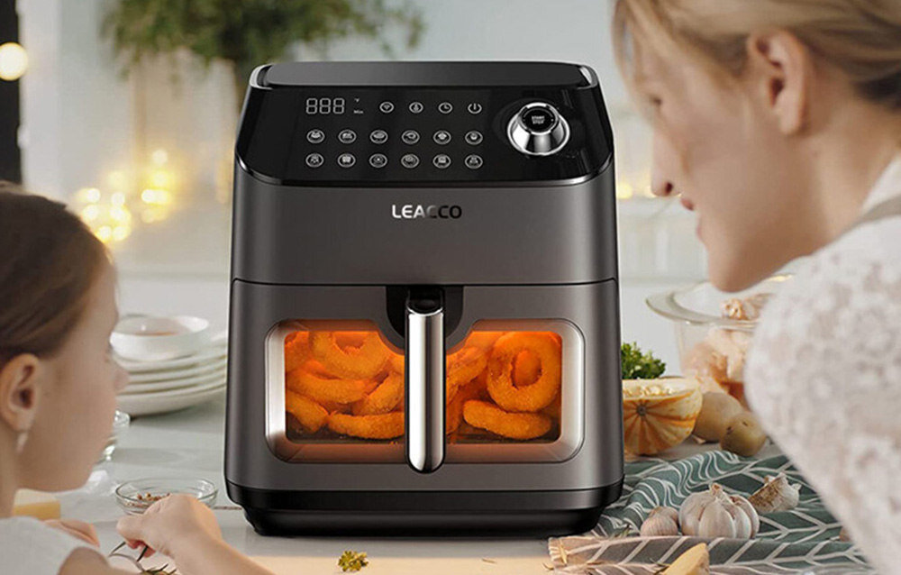 Frytkownica beztłuszczowa LEACCO AF020 Air Fryer Funkcjonalny wygodny w obsłudze pojemnosc 4,5 l regulacja temperatury wbudowany wyswietlacz czas pracy