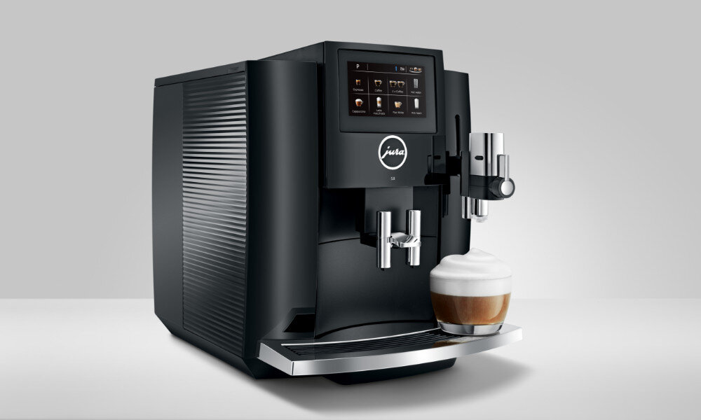 Ekspres JURA S8 Piano Black (EA) harmonijna forma design wyglad prezentacja wzornictwo