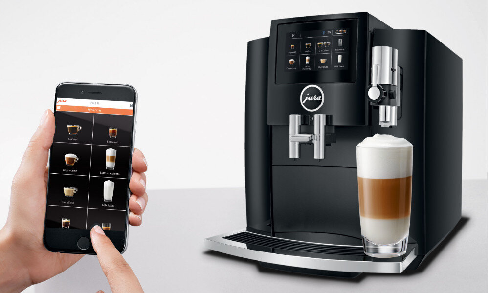 Ekspres JURA S8 Piano Black (EA) JURA Operating Experience (J.O.E.®) smartfon obsługa informacja dostep kawy komunikaty