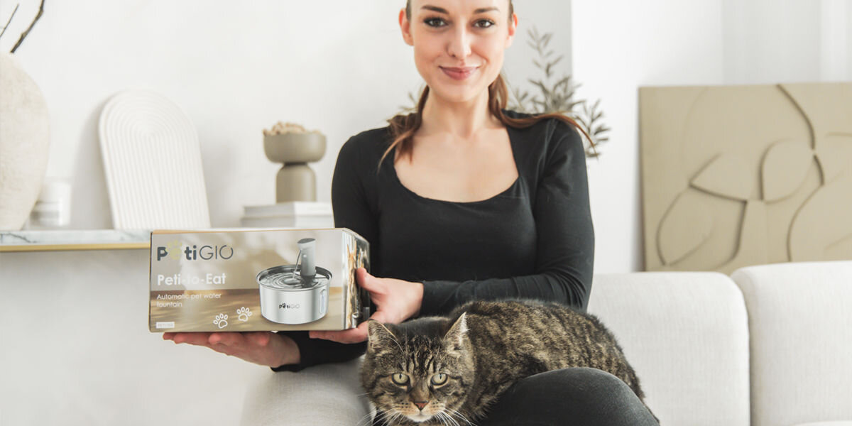 Fontanna dla zwierząt PETIGIO Peti-to-Eat PETI-150 prosta konstrukcja łatwy demontaż czyszczenie konserwacja