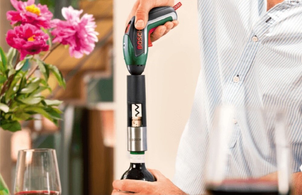 Adapter do otwierania win BOSCH 1600A001YD idealny wybór na imprezy