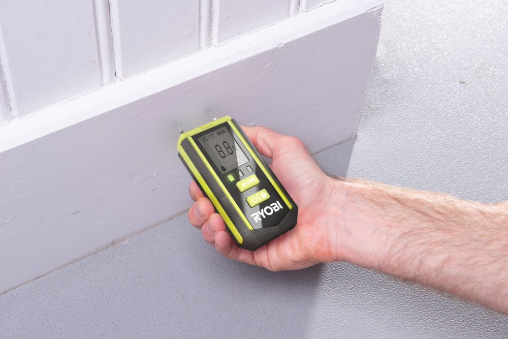 Wilgotnościomierz RBPINMM1 RYOBI diody LED i wyświetlacz LCD