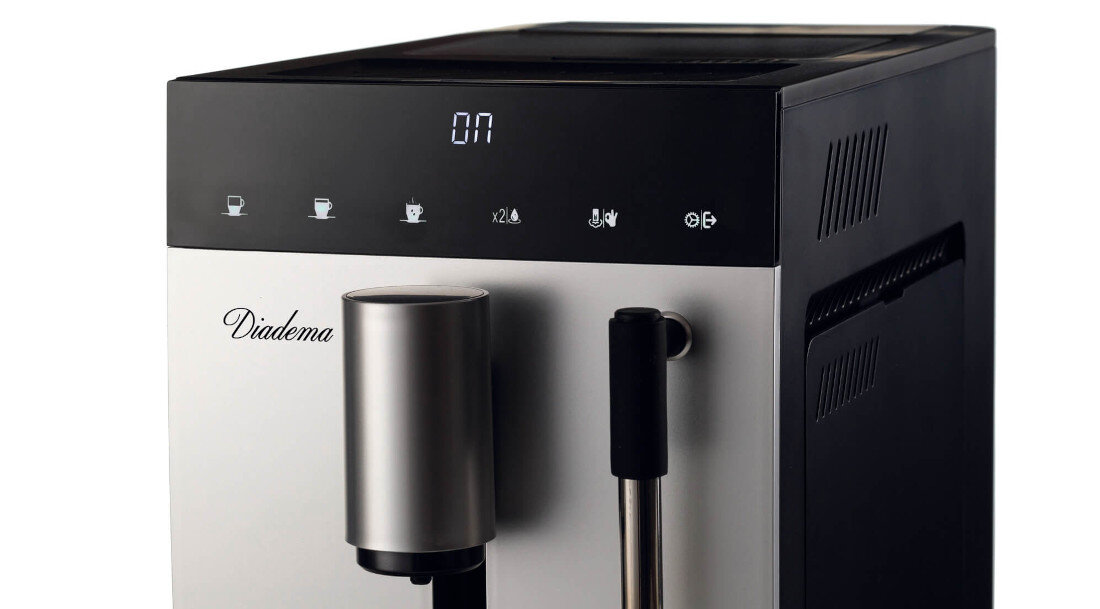 Ekspres ARIETE Diadema 1452/01 Srebrny Personalizacja kawy cyfrowy wyświetlacz LED precyzja Raz ustawione parametry są zapamiętywane parametry parzenie komfort i kontrola smak