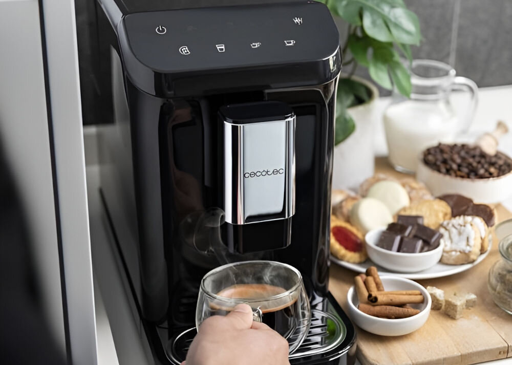 Ekspres CECOTEC Cremmaet Macchia Czarny wbudowany system podgrzewania Thermoblock nagrzewanie w kilka sekund niezwykła wygoda przyspiesza proces nagrzewania odpowiednia temperatura wody optymalny smak 