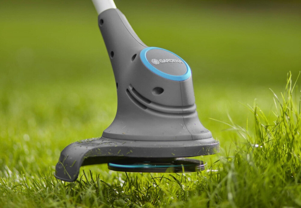 Podkaszarka akumulatorowa GARDENA SmallCut 23-18V P4A 14702-20 głowica tnąca z nożykami RotorCut z wysokiej jakości tworzywa sztucznego szerokość cięcia do 23 cm czyste precyzyjne cięcie