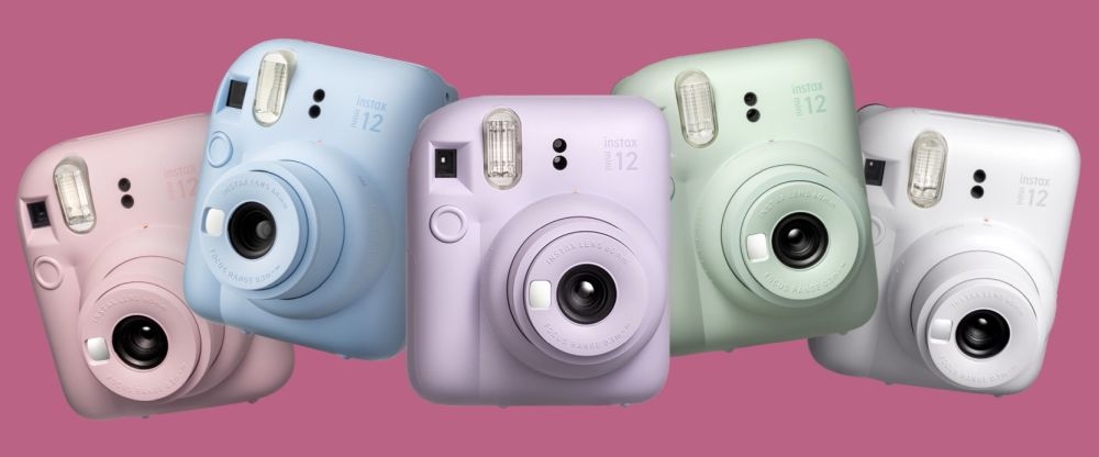 Aparat FUJIFILM Instax Mini 12  zdjęcia drukowanie drukarka wkłady filmy rozdzielczość bateria obiektyw pojemność tryby filtry łączność smartfon aplikacja sterowanie ogniskowa przysłona migawka lampa błyskowa wymiary ekran wizjer waga zapis karta pamięć 