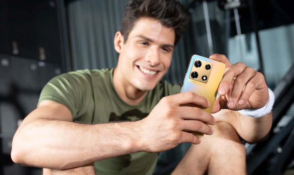 Smartfon Infinix NOTE 30 PRO ekran bateria aparat procesor ram pamięć pojemność rozdzielczość zdjęcia filmy opis dane cechy blokady system łączność wifi bluetooth obudowa szkło odporność porty muzyka transfer sieć przekątna matryca waga czujniki oled amoled ips