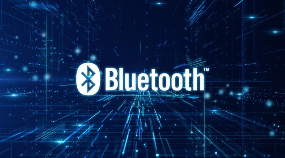 Obraz przedstawia logo Bluetooth na tle niebieskiej, cyfrowej siatki. Widoczny jest napis \'Bluetooth\'.