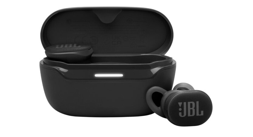 Słuchawki dokanałowe JBL Endurance Race 2 cztery mikrofony czysty głos, etui ładujące z słuchawkami dokanałowymi od frontu na białym tle