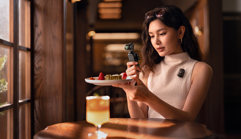 Kamera sportowa DJI Pocket 3   sport montaż nagrywanie stabilizacja montaż edycja filtry ostrość śledzenie tryby bateria akumulator zasilanie ładowanie rozdzielczość filmy obudowa odporność wielkość łączność sterowanie 