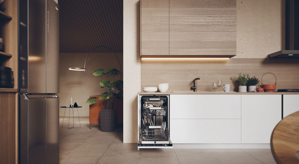 ZMYWARKA HAIER SXI1C3BF2BT-01 innowacyjne technologie i systemy silnik bezszczotkowy cichy energooszczędność klasa energetyczna C czujniki cicha praca komfort spokój niska emisja dźwięku 43 dB Program szybki błyskawicznie 20 minut wysokie temperatury 75°C higiena zabrudzenia tłuszcz eliminacja bakterii zarazków dziecięce butelki akcesoria niezawodny silnik inwerterowy  wysoka wydajność niezawodność cicha praca bezszczotkowy inwerterowy mniej wybracji hałasu oszczędność wysokie temperatury 75°C