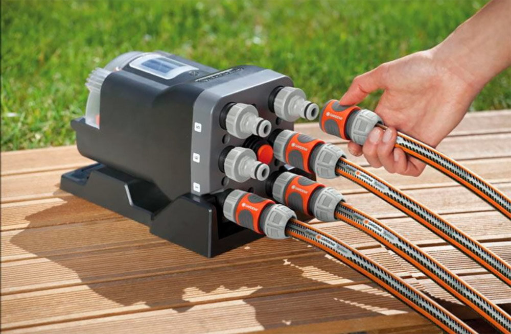 Automatyczny dzielnik wody GARDENA 1197-29 rozdziela wodę do podlewania ogrodu na kilka różnych obszarów jednocześnie 6 różnych wydzielonych przestrzeni sterownik odpowiednia kolejności przełączania dzielnika