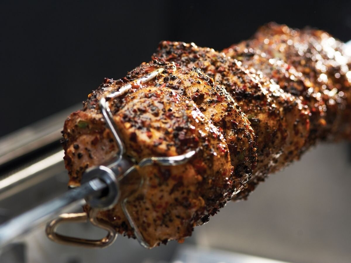 Rożen elektryczny BROIL KING 60522, montaż, wtyczka, instalacja, gniazdko, Domowy kebab przygotowywany na elektrycznym rożnie.