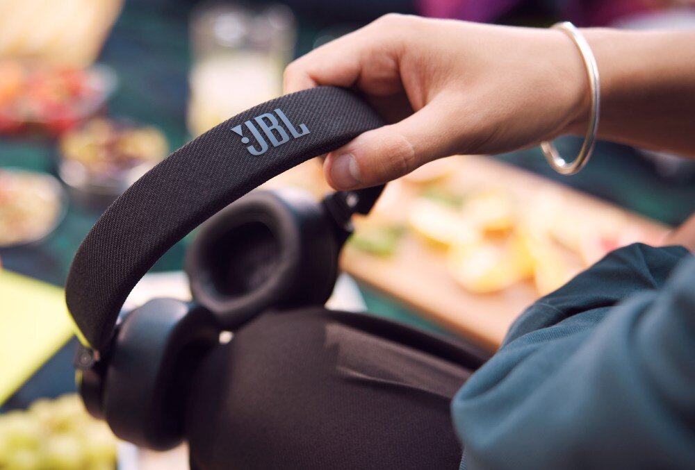 Słuchawki nauszne JBL Live 670NC połączenia wielopunktowe technologia