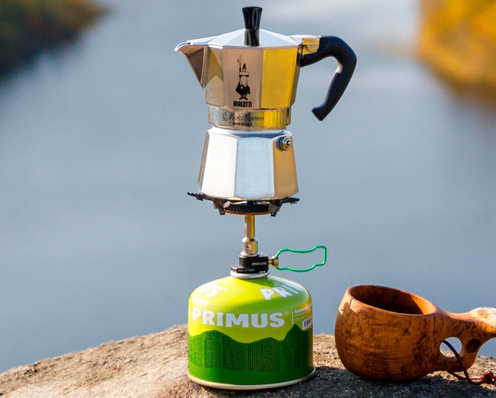 Kawiarka BIALETTI Moka Express 6 TZ 300 ml + 2 Kubki Nutcraker Klasyczny smak o głębokim smaku w kilka minut charakter