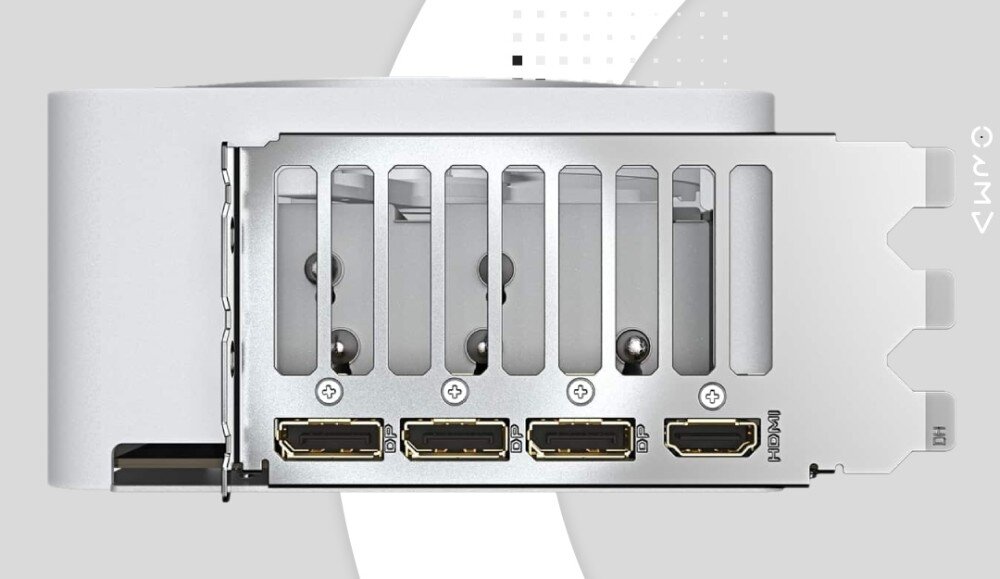 Karta graficzna GIGABYTE GeForce RTX 5070 Ti Aero OC 16GB Panel wyjść wideo karty Gigabyte AERO GeForce RTX, zawierający trzy porty DisplayPort i jedno złącze HDMI, umieszczone na metalowej osłonie