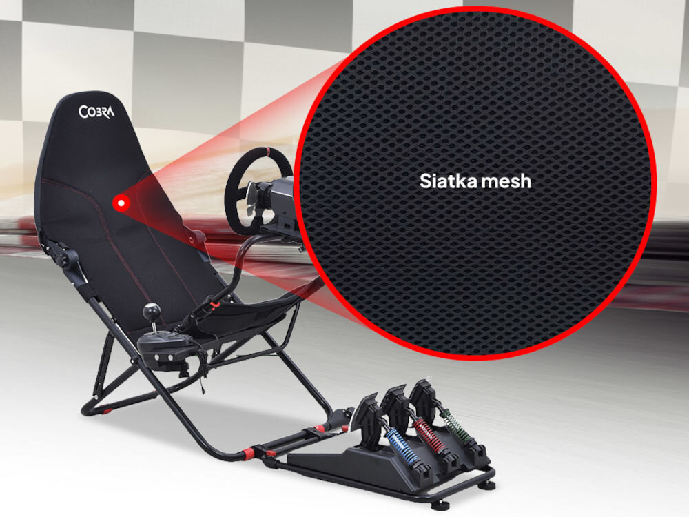 Kokpit COBRA Ergosim SIMR11BK Czarny prezentacja kokpitu z kierownicą i pedałami w tle tor i flaga zbliżenie na siatkę mesh regulowana pozycja kierownicy pedałów i dźwigni zmiany biegów odwzorowanie ustawień jak w prawdziwym samochodzie stabilna komfortowa baza siedzisko z siateczki oddychającej komfort zapobiega przegrzewaniu się