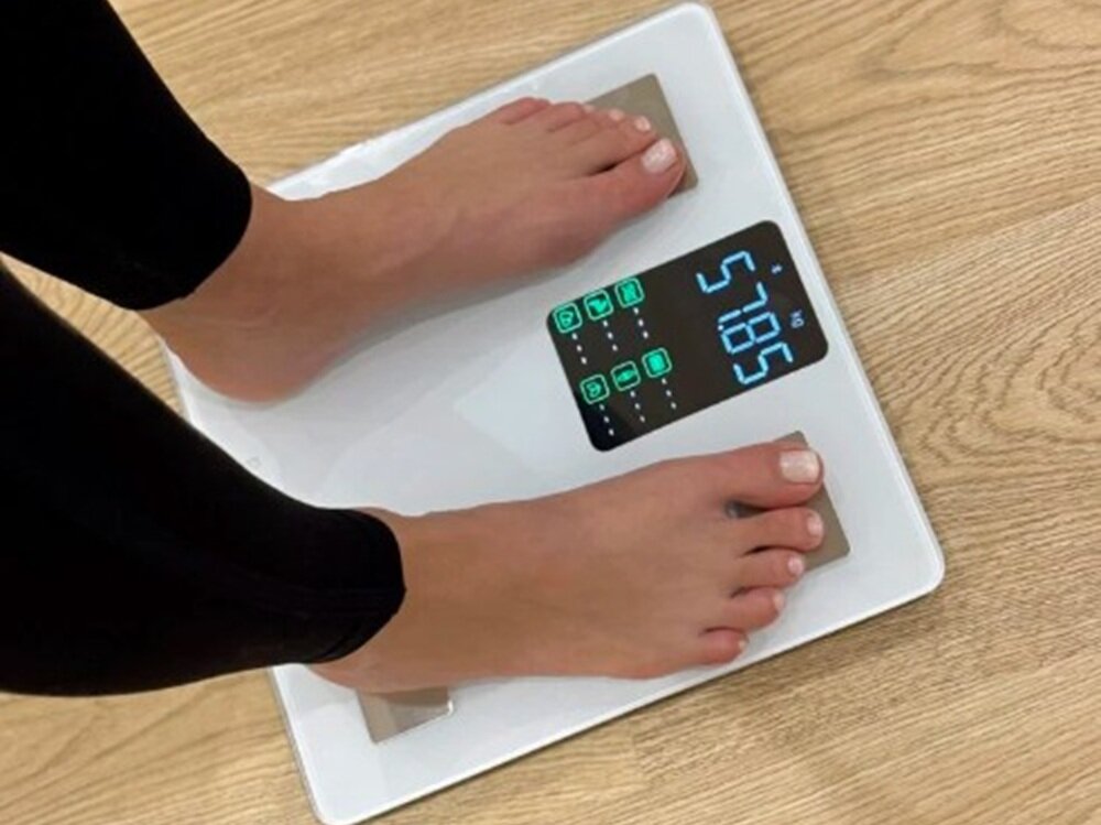 Waga łazienkowa PHYSIQ 2104 Różowy analiza 13 parametrów, pełen obraz ciała, dla aktywnych i na diecie