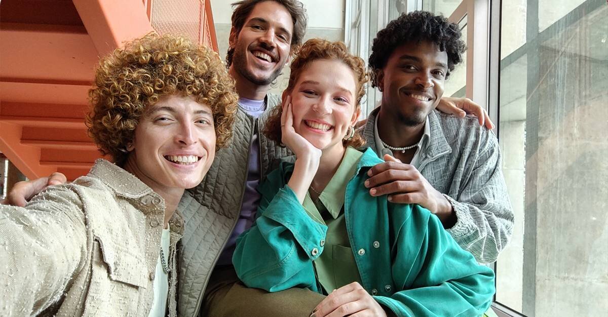 Motorola Moto G17 aparat przedni 32 Mpx selfie wideo jakość zdjęcia