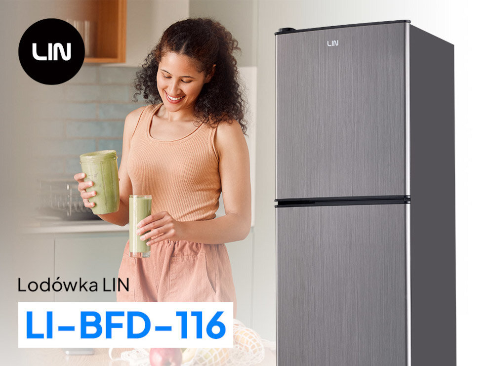 LODÓWKA LIN LI-BFD116 GRAFITOWA lifestyle kobieta lodówka zamknięta kubki w dłoniach model marka