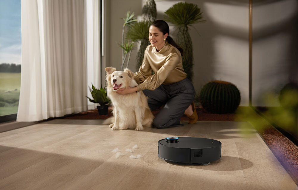 Robot sprzątający DREAME Aqua 10 Ultra Track Complete Czarny Podłogi lśniąco czyste System mopowania TrackSync™ Constant Hot Water Mopping funkcja stałego płukania ciepłam woda temperatura zakres w czasie rzeczywistym Szeroki pad równomiernie dociska się do powierzchni plamy