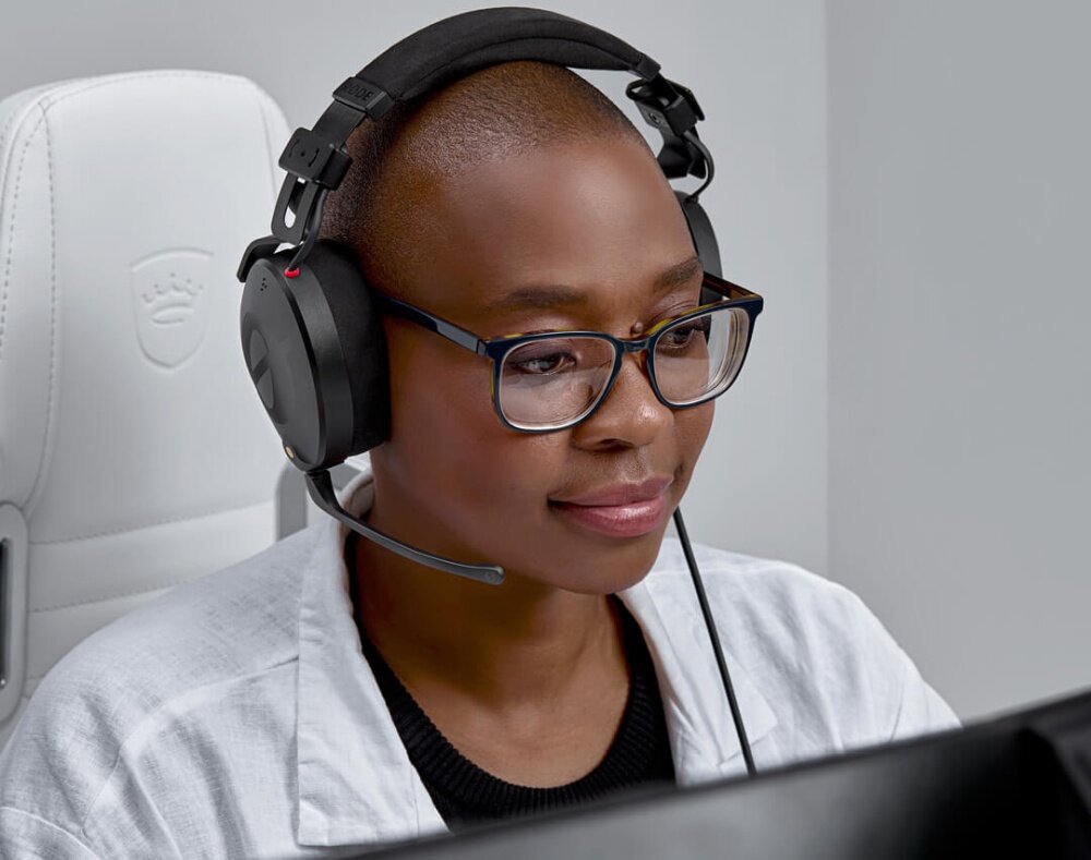 Słuchawki RODE NTH-100M design komfort lekkość dźwięk jakość wrażenia słuchowe ergonomia lekkość sport aktywność podróże czas pracy działanie akumulator