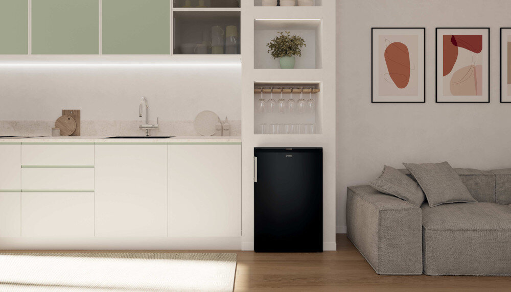 ZAMRAŻARKA CANDY CNUQ2L58EBH wizualizacja zamknieta kolor czarny półki szafki dekoracje naczynia szkło ikona kuchnia salon 