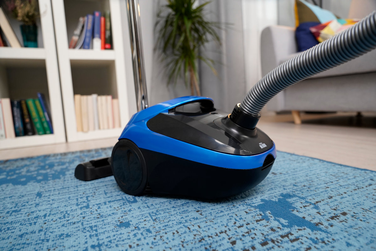 Odkurzacz GÖTZE & JENSEN VC200 Turboszczotka 800W moc filtr reemisja kurzu